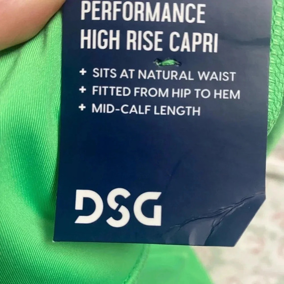 DSG Performance High Rise Capri Leggings Size Small Kelly Green New NWT - Picture 5 of 6
